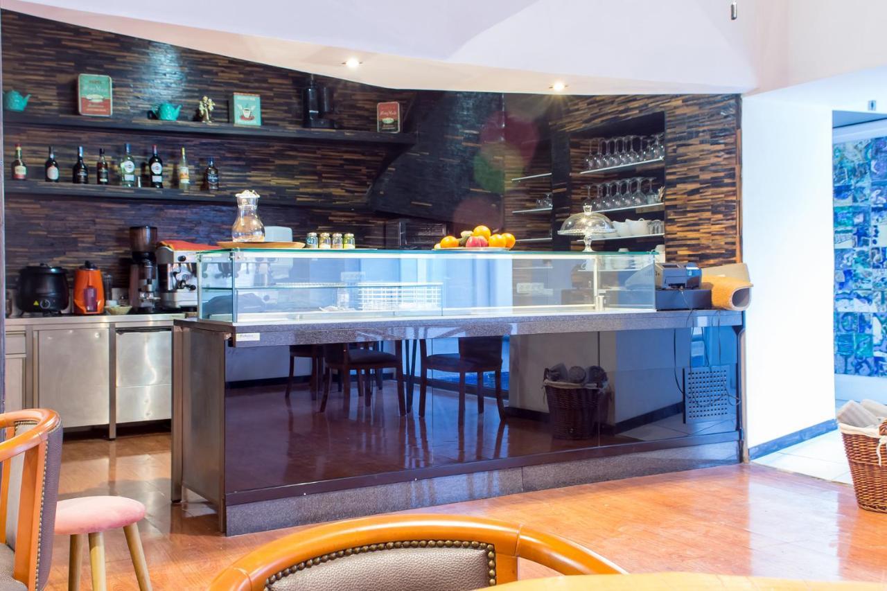 Feel At Home Guest House Ovar Exterior foto